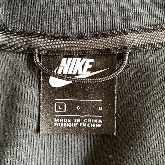 NIKE Hoodie - Picture 7 of 7